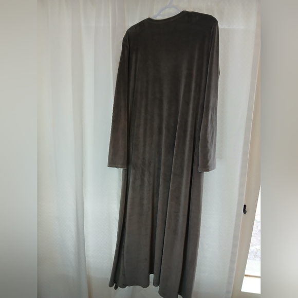 Gray Long Velour Open Robe - Picture 3 of 3